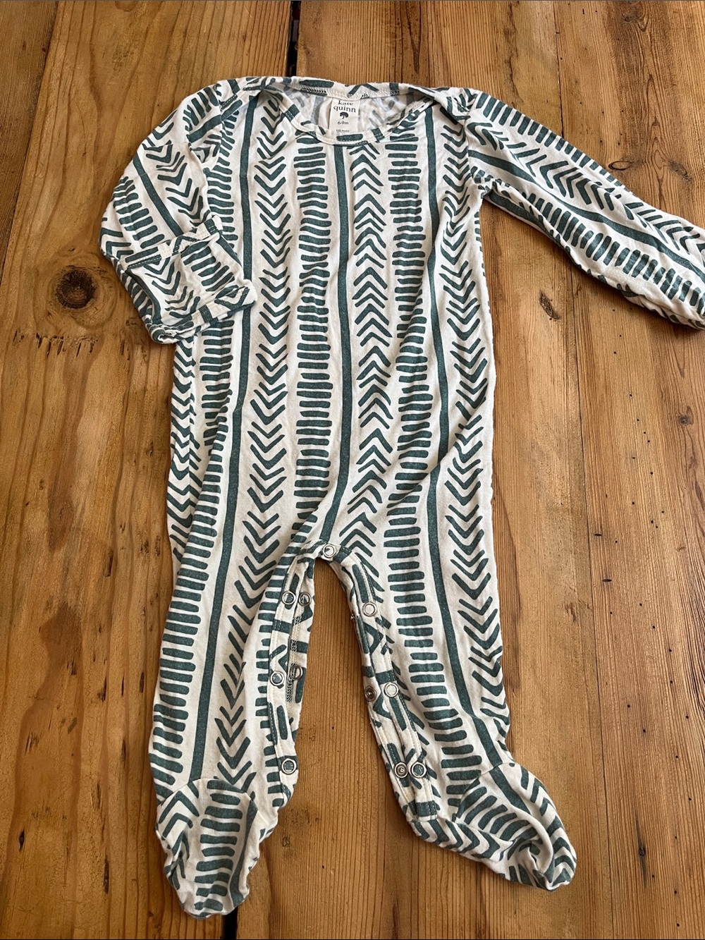 KATE QUINN 6-9M Printed Unisex Footed Romper Sleeper Modal